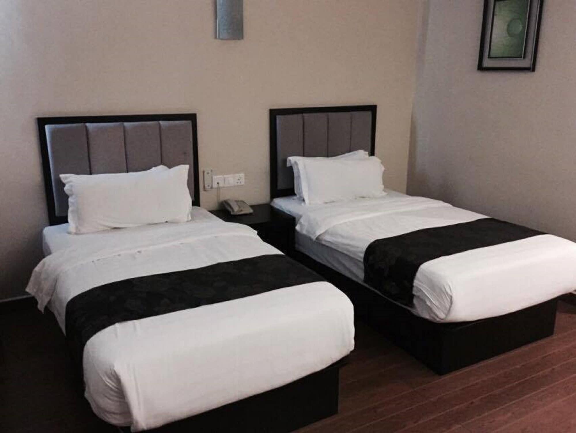 Kk Waterfront Hotel Kota Kinabalu Kültér fotó
