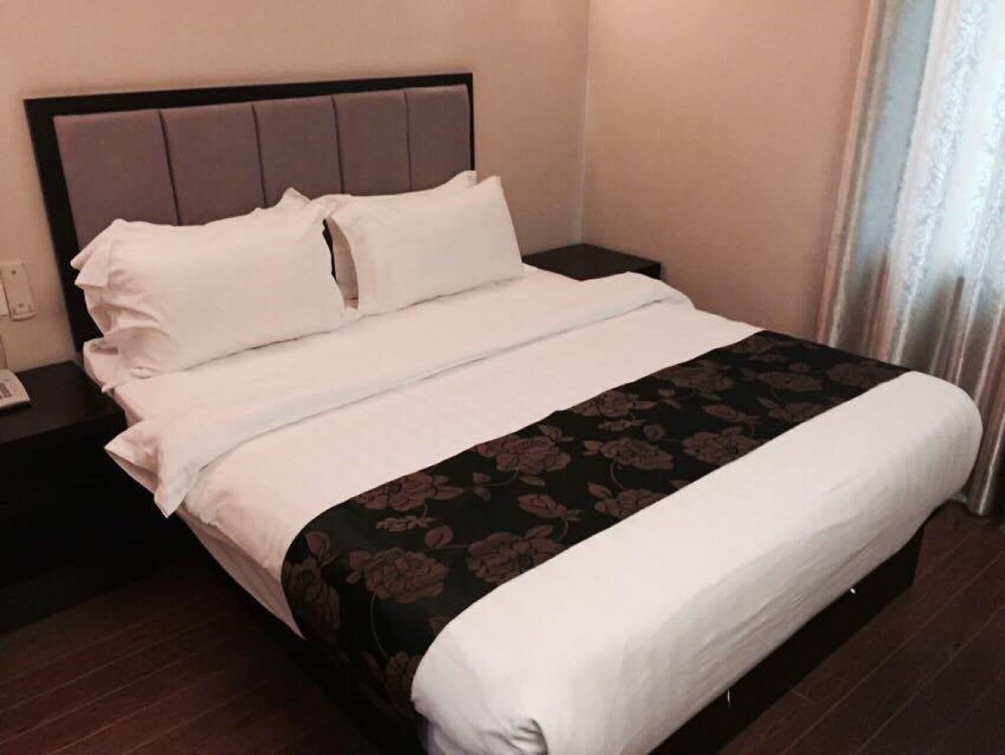 Kk Waterfront Hotel Kota Kinabalu Kültér fotó