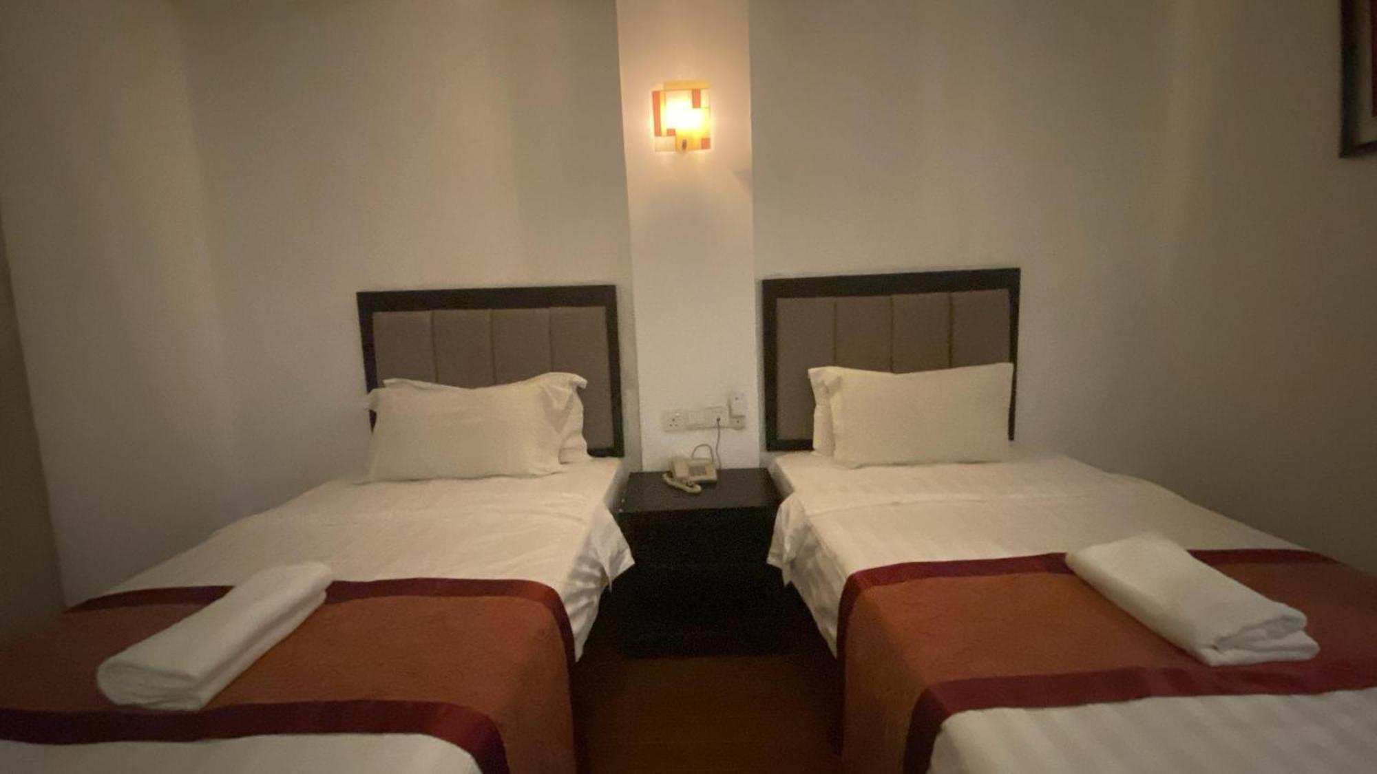 Kk Waterfront Hotel Kota Kinabalu Kültér fotó